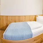 Glashotel Hotel 4*