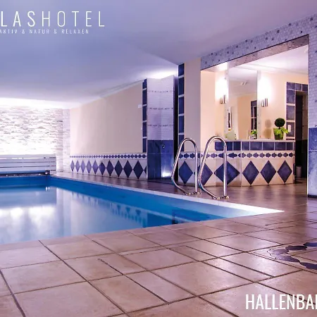 Hotel Glashotel ***s Mit Glas & Beauty & Wellness & Natur 4*