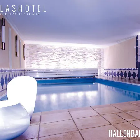 Hotel Glashotel ***s Mit Glas & Beauty & Wellness & Natur 4*