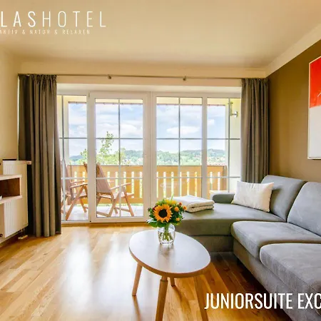 Glashotel ***s Mit Glas & Beauty & Wellness & Natur Hotel 4*