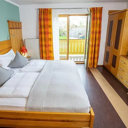 Glashotel ***s Mit Glas & Beauty & Wellness & Natur