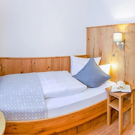 Glashotel ***s Mit Glas&beauty&wellness&natur 4*