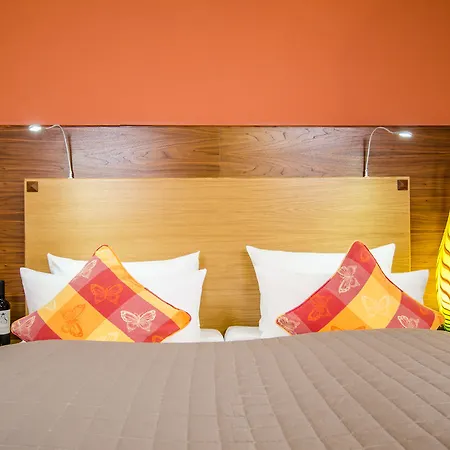 Hotel Glashotel ***s Mit Glas & Beauty & Wellness & Natur