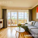 Glashotel 호텔 4*