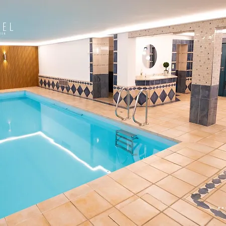 Glashotel ***s Mit Glas & Beauty & Wellness & Natur